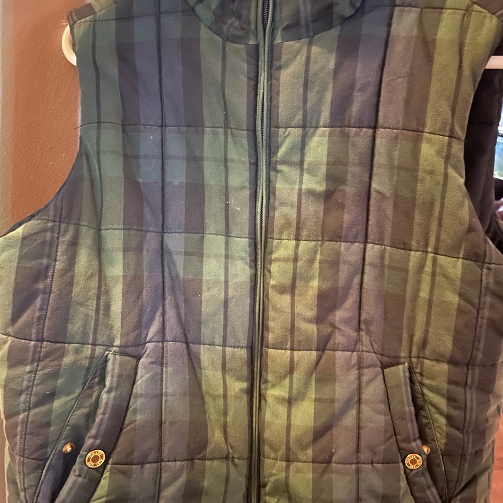 Chaps plaid vest, size L